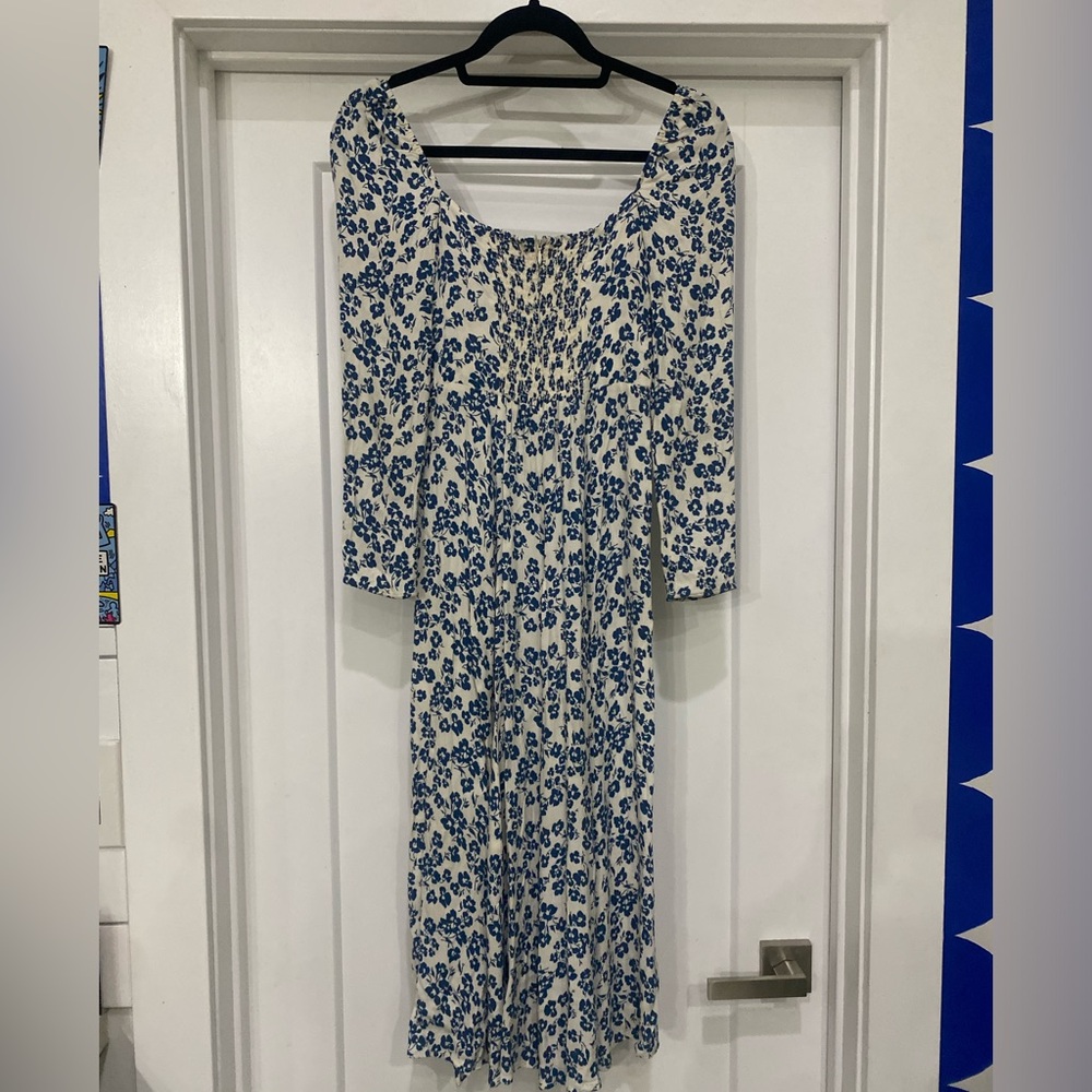 EUC Reformation Sigmund Dress - Picture 5 of 7